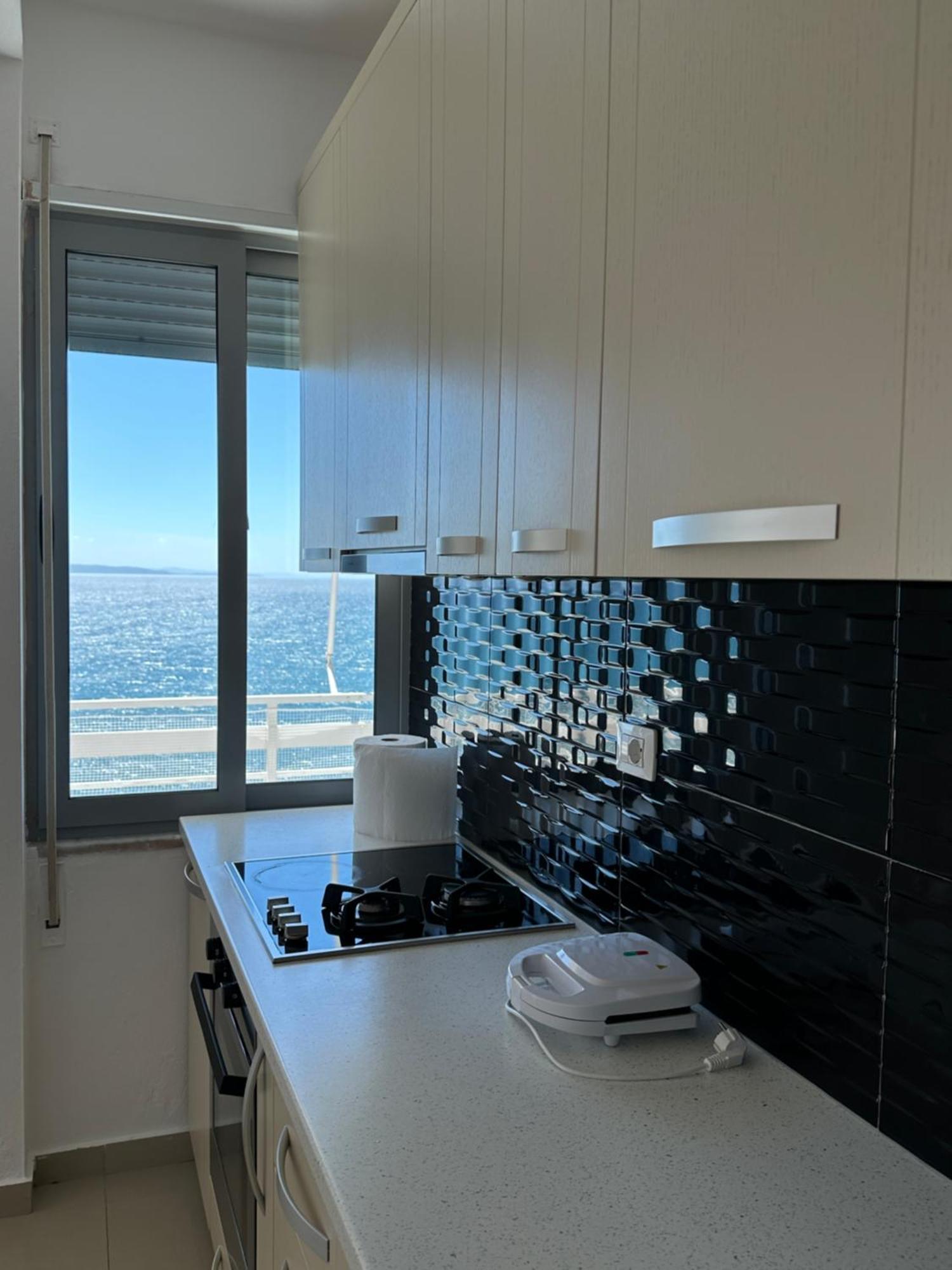 White Sea View Residence 2 Саранда Экстерьер фото