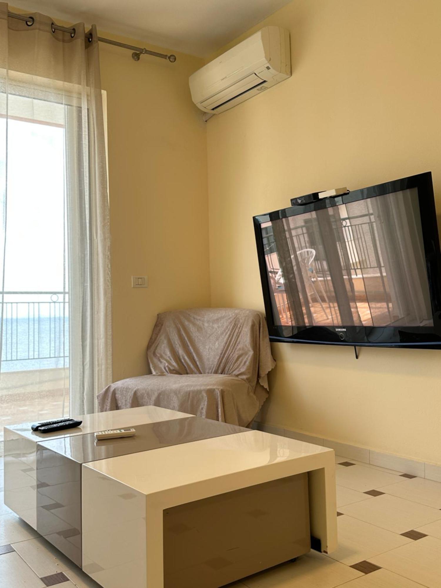 White Sea View Residence 2 Саранда Экстерьер фото